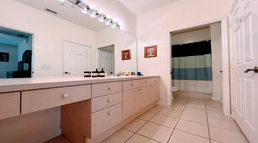 KISSIMMEE, Florida 34747, 3 Bedrooms Bedrooms, ,2 BathroomsBathrooms,Residential,For Sale,SILVER PALM,MFRO6158765