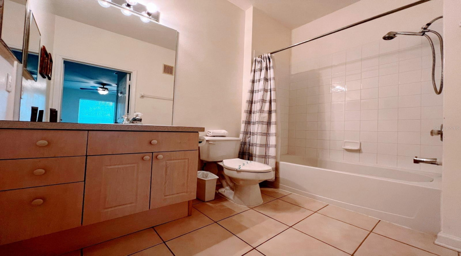 KISSIMMEE, Florida 34747, 3 Bedrooms Bedrooms, ,2 BathroomsBathrooms,Residential,For Sale,SILVER PALM,MFRO6158765