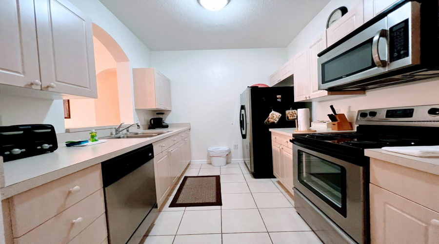 KISSIMMEE, Florida 34747, 3 Bedrooms Bedrooms, ,2 BathroomsBathrooms,Residential,For Sale,SILVER PALM,MFRO6158765