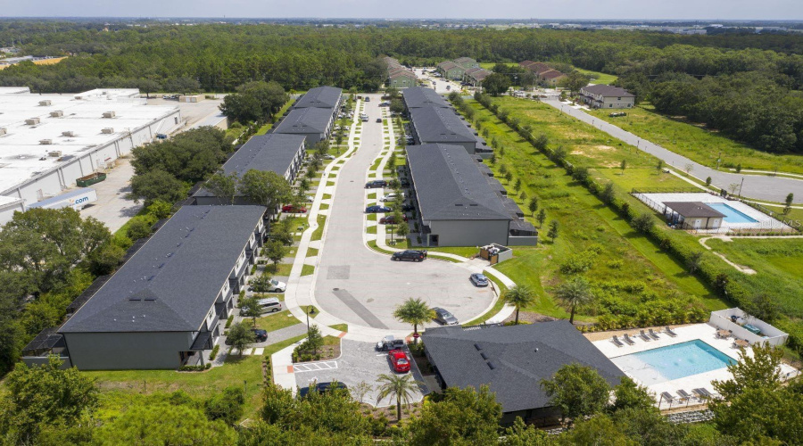 KISSIMMEE, Florida 34746, 4 Bedrooms Bedrooms, ,3 BathroomsBathrooms,Residential,For Sale,LE REVE,0,MFRO6255978