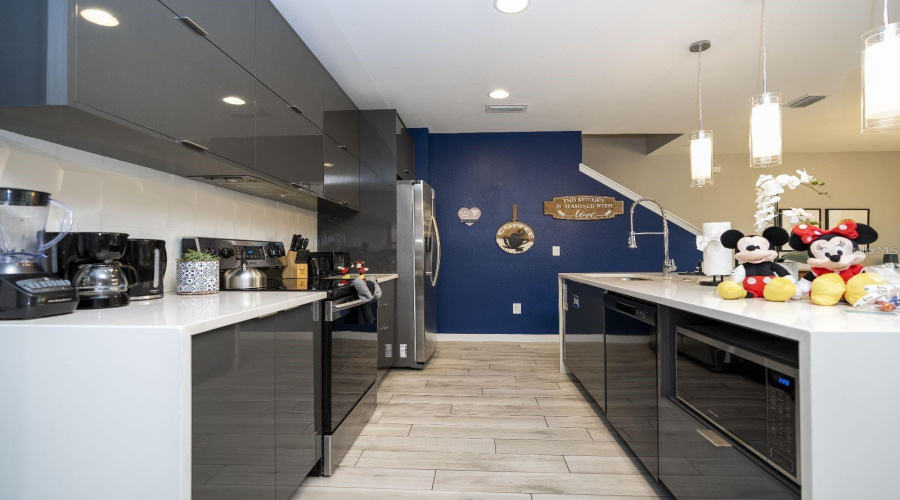 KISSIMMEE, Florida 34746, 4 Bedrooms Bedrooms, ,3 BathroomsBathrooms,Residential,For Sale,LE REVE,0,MFRO6255978