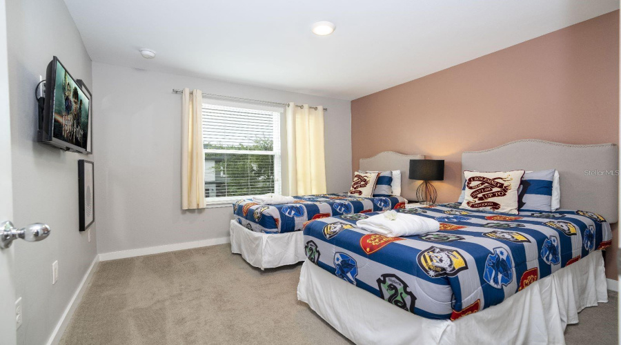 KISSIMMEE, Florida 34746, 4 Bedrooms Bedrooms, ,3 BathroomsBathrooms,Residential,For Sale,LE REVE,0,MFRO6255978