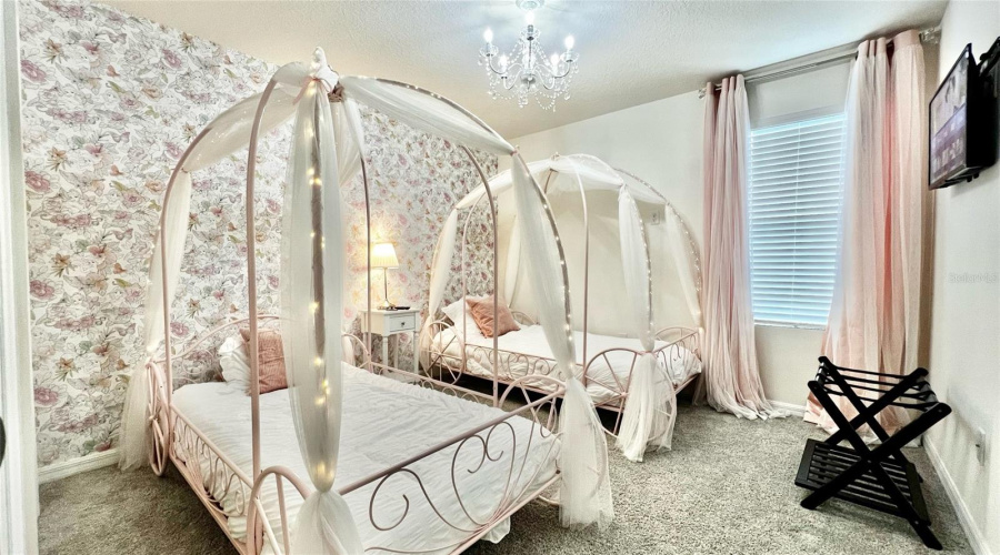 Beautifully Themed Room