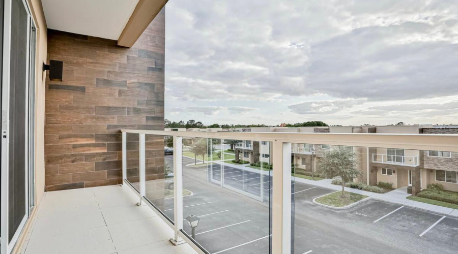 KISSIMMEE, Florida 34747, 4 Bedrooms Bedrooms, ,4 BathroomsBathrooms,Residential,For Sale,BRASILIA,0,MFRS5112172