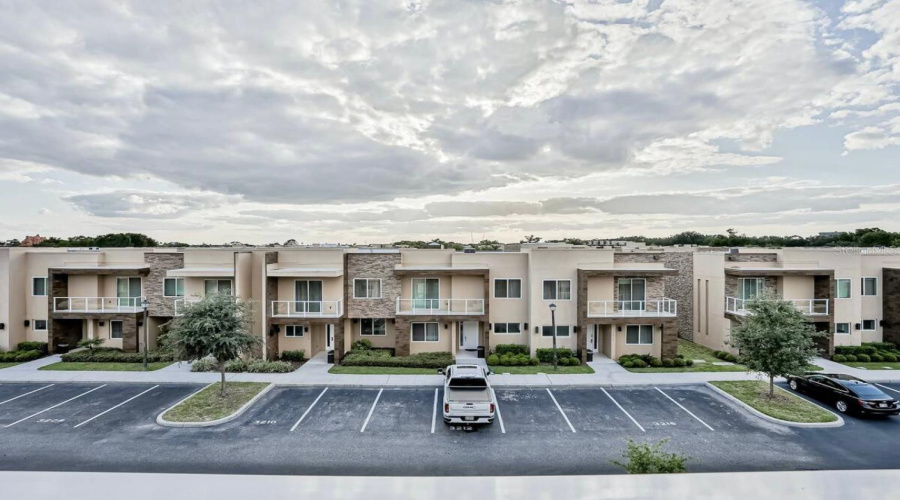 KISSIMMEE, Florida 34747, 4 Bedrooms Bedrooms, ,4 BathroomsBathrooms,Residential,For Sale,BRASILIA,0,MFRS5112172