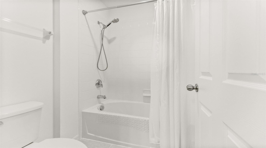 KISSIMMEE, Florida 34746, 4 Bedrooms Bedrooms, ,2 BathroomsBathrooms,Residential,For Sale,CONIFER CONE,0,MFRS5115095