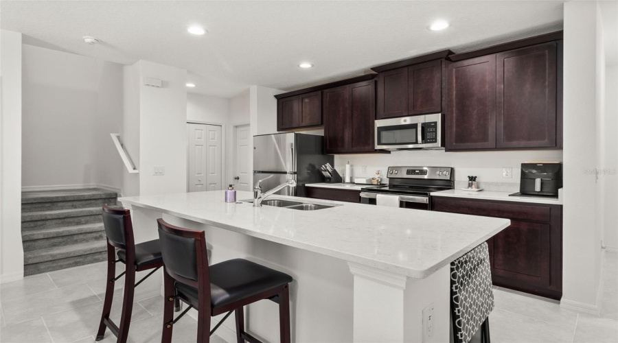 KISSIMMEE, Florida 34746, 4 Bedrooms Bedrooms, ,2 BathroomsBathrooms,Residential,For Sale,CONIFER CONE,0,MFRS5115095