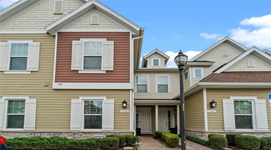 Welcome To Your New Townhome In The Gated Community Of Summerville Resort