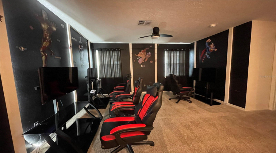 KISSIMMEE, Florida 34747, 9 Bedrooms Bedrooms, ,6 BathroomsBathrooms,Residential,For Sale,CARIBBEAN VIEW,0,MFRS5115459
