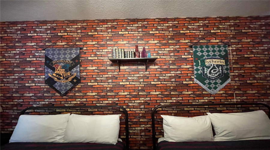 KISSIMMEE, Florida 34747, 9 Bedrooms Bedrooms, ,6 BathroomsBathrooms,Residential,For Sale,CARIBBEAN VIEW,0,MFRS5115459