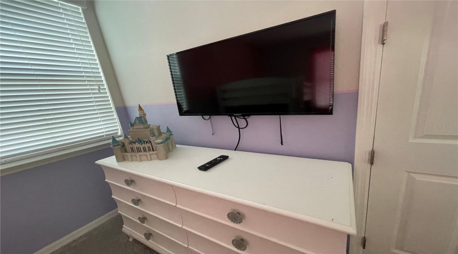 KISSIMMEE, Florida 34747, 9 Bedrooms Bedrooms, ,6 BathroomsBathrooms,Residential,For Sale,CARIBBEAN VIEW,0,MFRS5115459