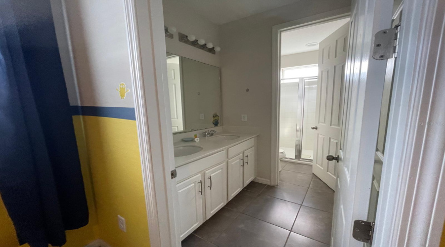 KISSIMMEE, Florida 34747, 9 Bedrooms Bedrooms, ,6 BathroomsBathrooms,Residential,For Sale,CARIBBEAN VIEW,0,MFRS5115459