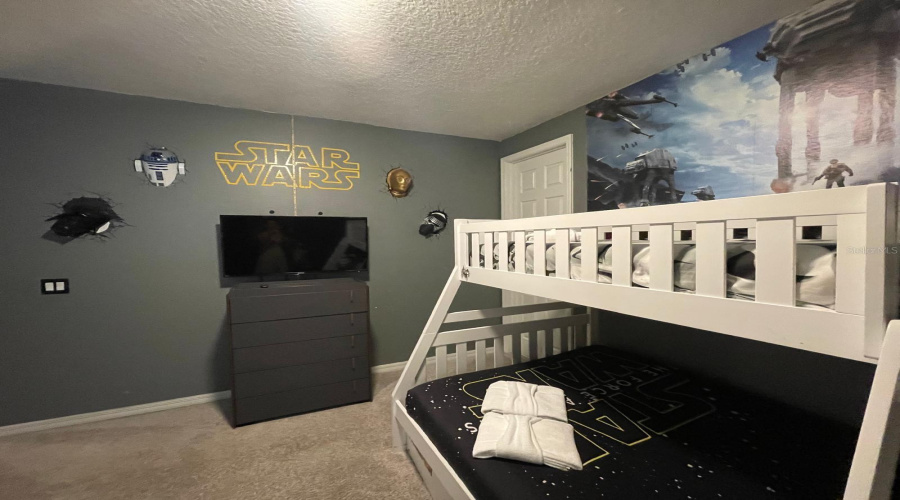 KISSIMMEE, Florida 34747, 9 Bedrooms Bedrooms, ,6 BathroomsBathrooms,Residential,For Sale,CARIBBEAN VIEW,0,MFRS5115459