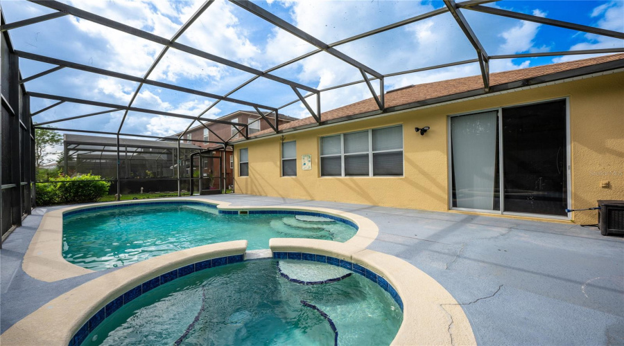 Screened Pool &Amp; Spa.