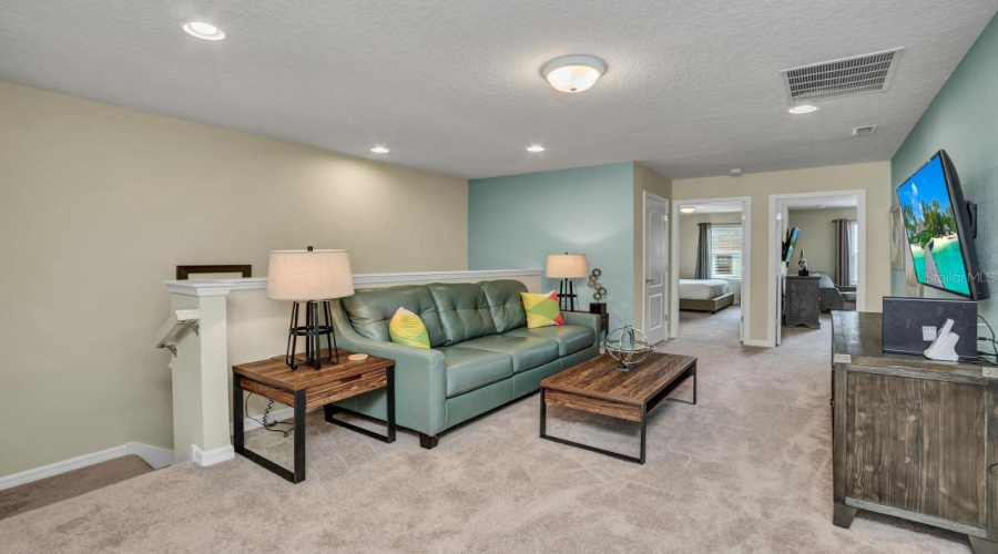 KISSIMMEE, Florida 34747, 5 Bedrooms Bedrooms, ,4 BathroomsBathrooms,Residential,For Sale,DUBAI,0,MFRO6172197
