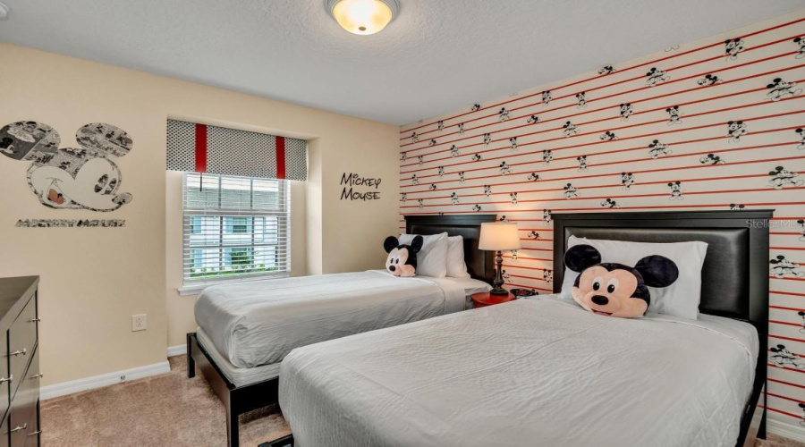 KISSIMMEE, Florida 34747, 5 Bedrooms Bedrooms, ,4 BathroomsBathrooms,Residential,For Sale,DUBAI,0,MFRO6172197