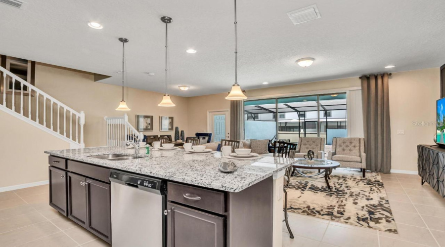 KISSIMMEE, Florida 34747, 5 Bedrooms Bedrooms, ,4 BathroomsBathrooms,Residential,For Sale,DUBAI,0,MFRO6172197