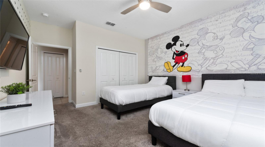 KISSIMMEE, Florida 34746, 5 Bedrooms Bedrooms, ,5 BathroomsBathrooms,Residential,For Sale,BOOKMARK,0,MFRO6256956
