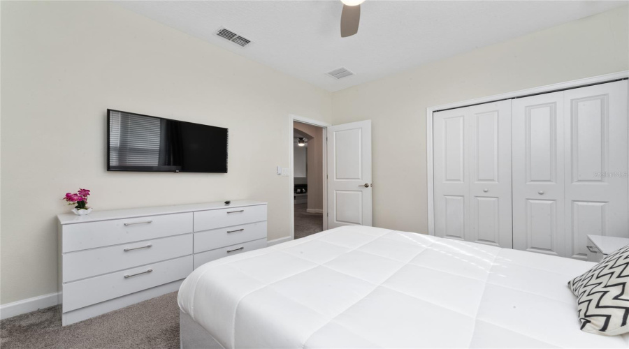 KISSIMMEE, Florida 34746, 5 Bedrooms Bedrooms, ,5 BathroomsBathrooms,Residential,For Sale,BOOKMARK,0,MFRO6256956