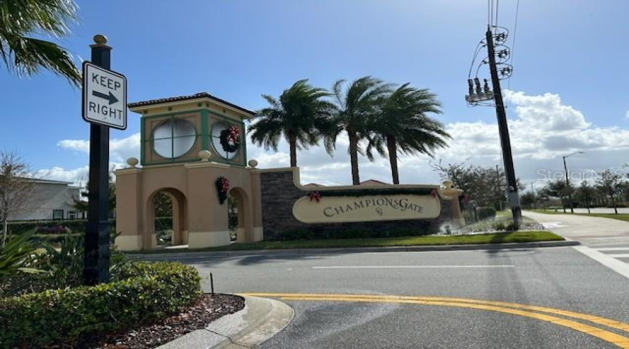 DAVENPORT, Florida 33896, 6 Bedrooms Bedrooms, ,5 BathroomsBathrooms,Residential,For Sale,WHISTLING STRAITS,0,MFRS5115633