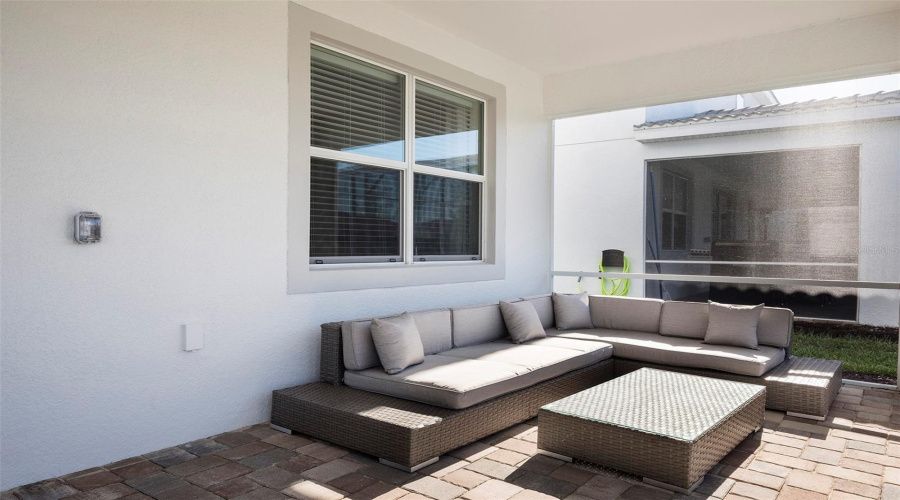 DAVENPORT, Florida 33896, 8 Bedrooms Bedrooms, ,5 BathroomsBathrooms,Residential,For Sale,MAIDSTONE,0,MFRO6258221