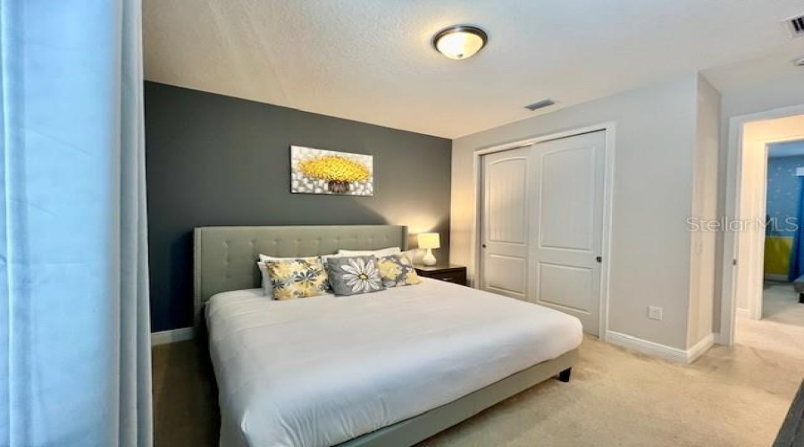 KISSIMMEE, Florida 34747, 4 Bedrooms Bedrooms, ,3 BathroomsBathrooms,Residential,For Sale,WESTLAND,0,MFRO6257006
