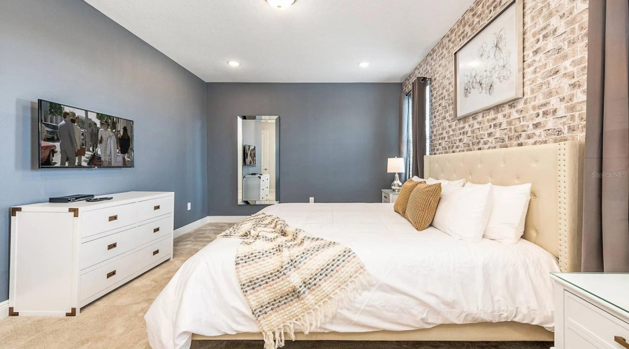 KISSIMMEE, Florida 34747, 4 Bedrooms Bedrooms, ,3 BathroomsBathrooms,Residential,For Sale,WESTLAND,0,MFRO6257006