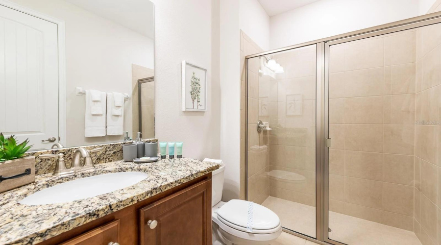 KISSIMMEE, Florida 34747, 4 Bedrooms Bedrooms, ,3 BathroomsBathrooms,Residential,For Sale,WESTLAND,0,MFRO6257006