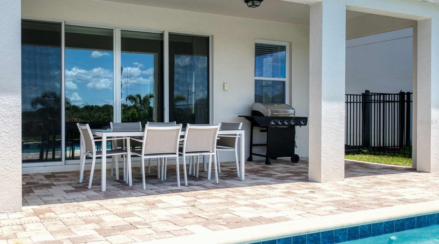 KISSIMMEE, Florida 34747, 4 Bedrooms Bedrooms, ,3 BathroomsBathrooms,Residential,For Sale,WESTLAND,0,MFRO6257006