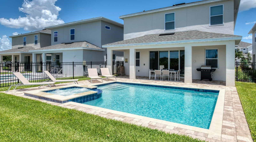 KISSIMMEE, Florida 34747, 4 Bedrooms Bedrooms, ,3 BathroomsBathrooms,Residential,For Sale,WESTLAND,0,MFRO6257006