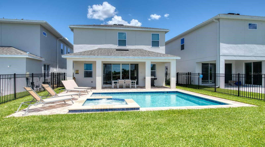 KISSIMMEE, Florida 34747, 4 Bedrooms Bedrooms, ,3 BathroomsBathrooms,Residential,For Sale,WESTLAND,0,MFRO6257006