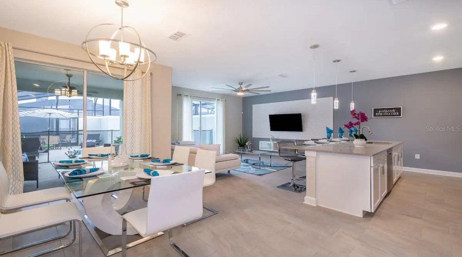 KISSIMMEE, Florida 34746, 4 Bedrooms Bedrooms, ,3 BathroomsBathrooms,Residential,For Sale,MEMORIES,0,MFRO6258311