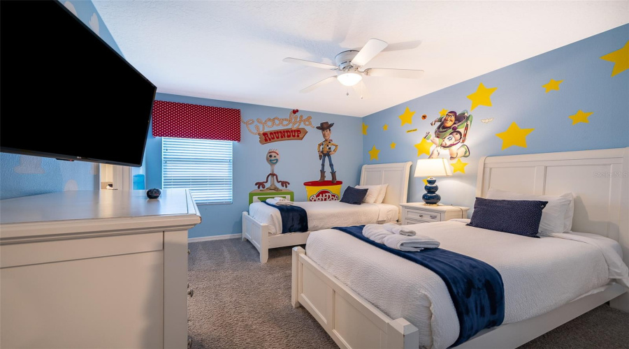 KISSIMMEE, Florida 34747, 8 Bedrooms Bedrooms, ,6 BathroomsBathrooms,Residential,For Sale,HILTON RIDGE,0,MFRO6258707