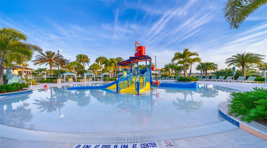 KISSIMMEE, Florida 34747, 8 Bedrooms Bedrooms, ,6 BathroomsBathrooms,Residential,For Sale,HILTON RIDGE,0,MFRO6258707