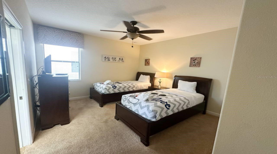 DAVENPORT, Florida 33896, 4 Bedrooms Bedrooms, ,3 BathroomsBathrooms,Residential,For Sale,SHADOW MOUNTAIN,0,MFRO6255749
