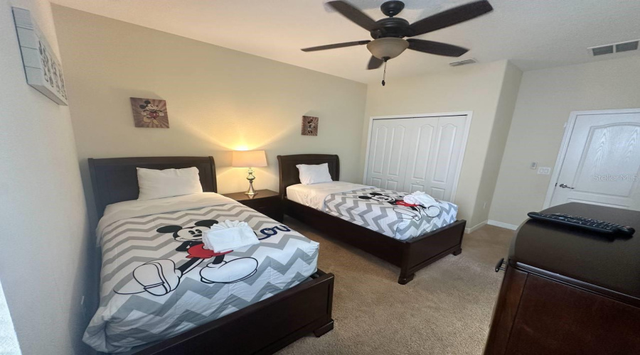 DAVENPORT, Florida 33896, 4 Bedrooms Bedrooms, ,3 BathroomsBathrooms,Residential,For Sale,SHADOW MOUNTAIN,0,MFRO6255749