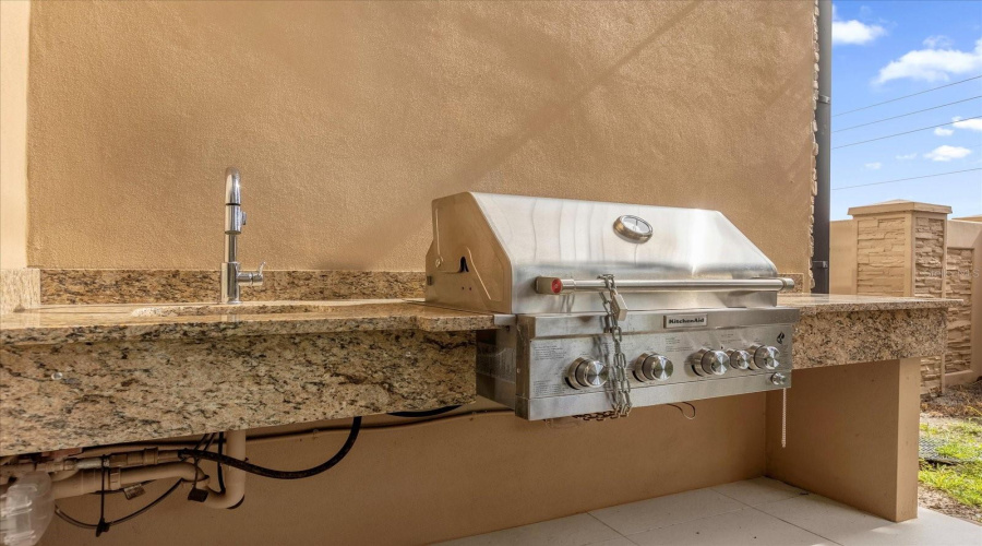 KISSIMMEE, Florida 34747, 3 Bedrooms Bedrooms, ,3 BathroomsBathrooms,Residential,For Sale,BRASILIA,0,MFRO6255398