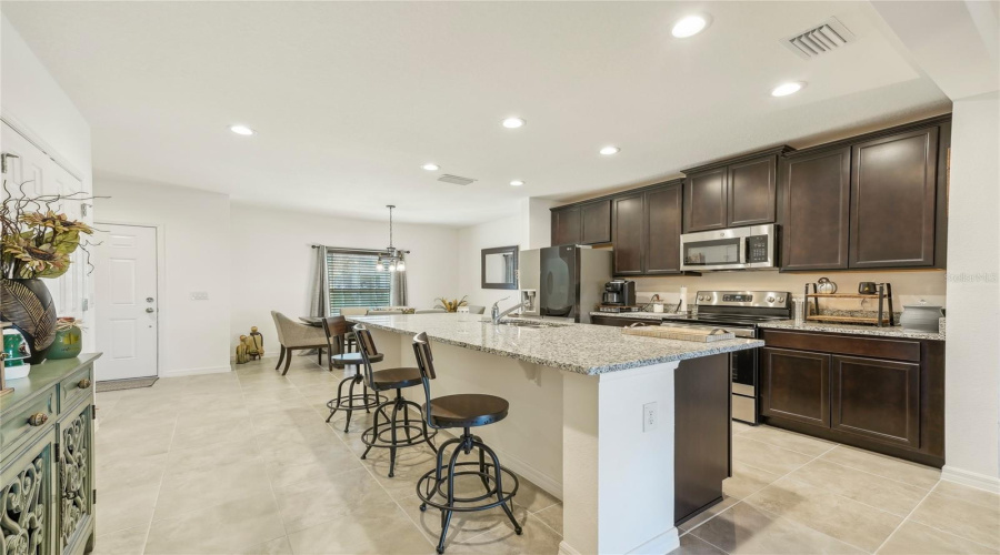 DAVENPORT, Florida 33837, 3 Bedrooms Bedrooms, ,2 BathroomsBathrooms,Residential,For Sale,ANNABELLE,0,MFRS5115903