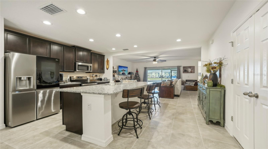 DAVENPORT, Florida 33837, 3 Bedrooms Bedrooms, ,2 BathroomsBathrooms,Residential,For Sale,ANNABELLE,0,MFRS5115903