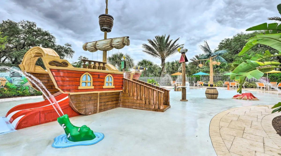 DAVENPORT, Florida 33896, 4 Bedrooms Bedrooms, ,3 BathroomsBathrooms,Residential,For Sale,BENOI,0,MFRS5115306