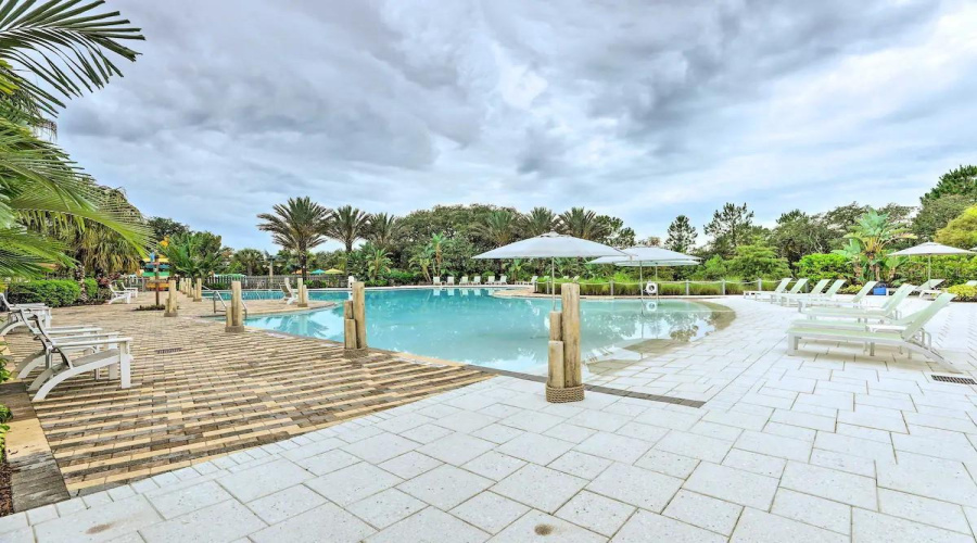 DAVENPORT, Florida 33896, 4 Bedrooms Bedrooms, ,3 BathroomsBathrooms,Residential,For Sale,BENOI,0,MFRS5115306