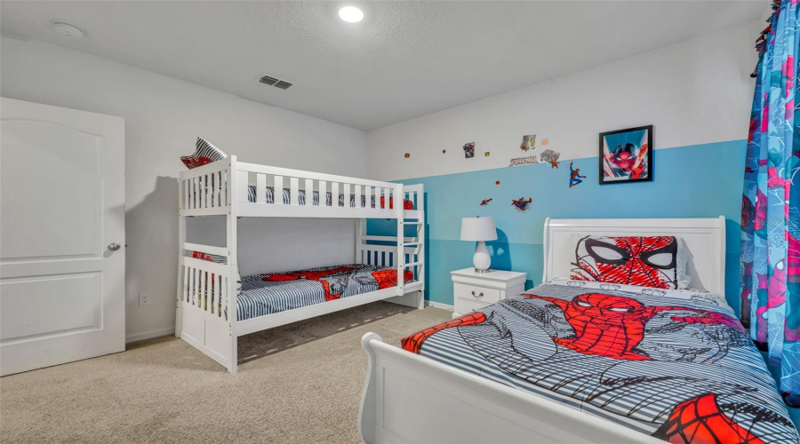 DAVENPORT, Florida 33837, 6 Bedrooms Bedrooms, ,5 BathroomsBathrooms,Residential,For Sale,BROAD OAK,0,MFRO6161514