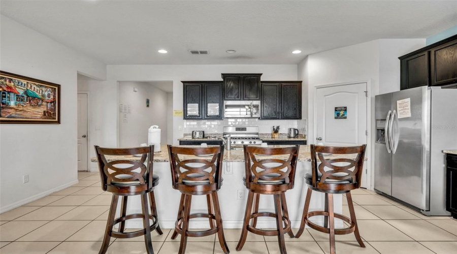 DAVENPORT, Florida 33837, 6 Bedrooms Bedrooms, ,5 BathroomsBathrooms,Residential,For Sale,BROAD OAK,0,MFRO6161514