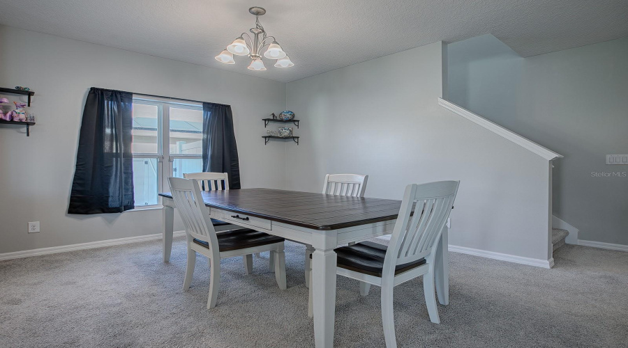 DAVENPORT, Florida 33837, 5 Bedrooms Bedrooms, ,2 BathroomsBathrooms,Residential,For Sale,AVENAL,0,MFRO6254419