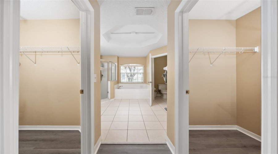 DAVENPORT, Florida 33897, 4 Bedrooms Bedrooms, ,3 BathroomsBathrooms,Residential,For Sale,BARBERA,0,MFROK224677
