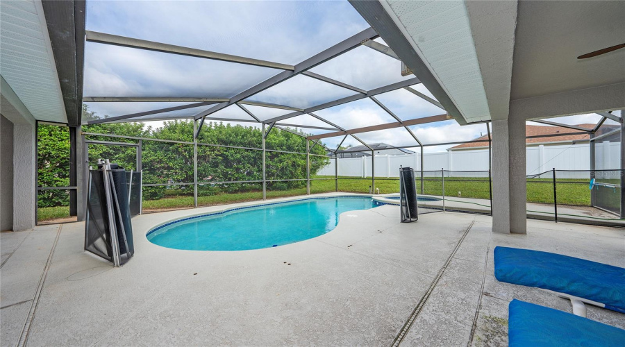 DAVENPORT, Florida 33897, 4 Bedrooms Bedrooms, ,3 BathroomsBathrooms,Residential,For Sale,BARBERA,0,MFROK224677