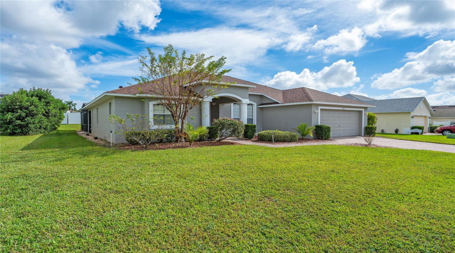 DAVENPORT, Florida 33897, 4 Bedrooms Bedrooms, ,3 BathroomsBathrooms,Residential,For Sale,BARBERA,0,MFROK224677