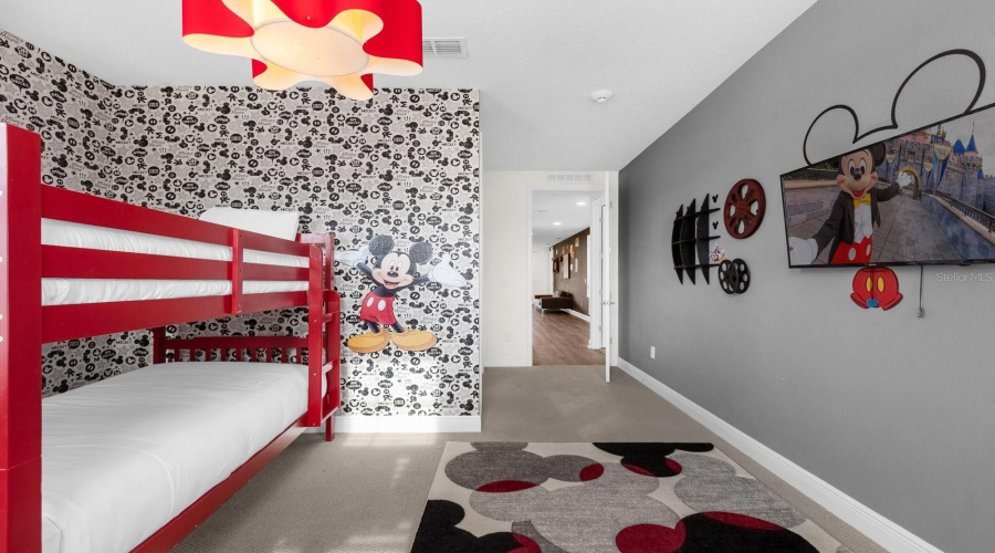 Theme Bedroom - Mickey Mouse