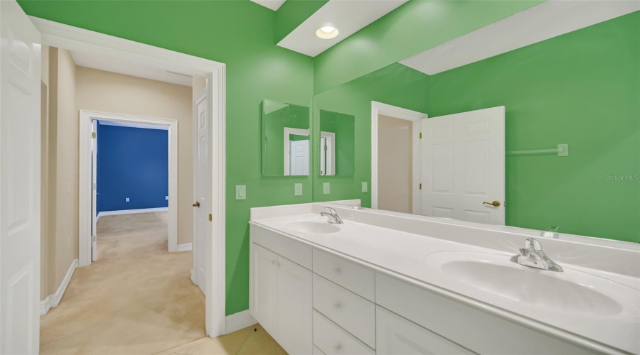 CELEBRATION, Florida 34747, 4 Bedrooms Bedrooms, ,3 BathroomsBathrooms,Residential,For Sale,AQUILA,0,MFRS5116324