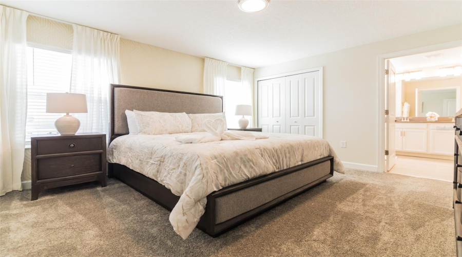 DAVENPORT, Florida 33896, 4 Bedrooms Bedrooms, ,3 BathroomsBathrooms,Residential,For Sale,CABOT CLIFFS,0,MFRO6261064